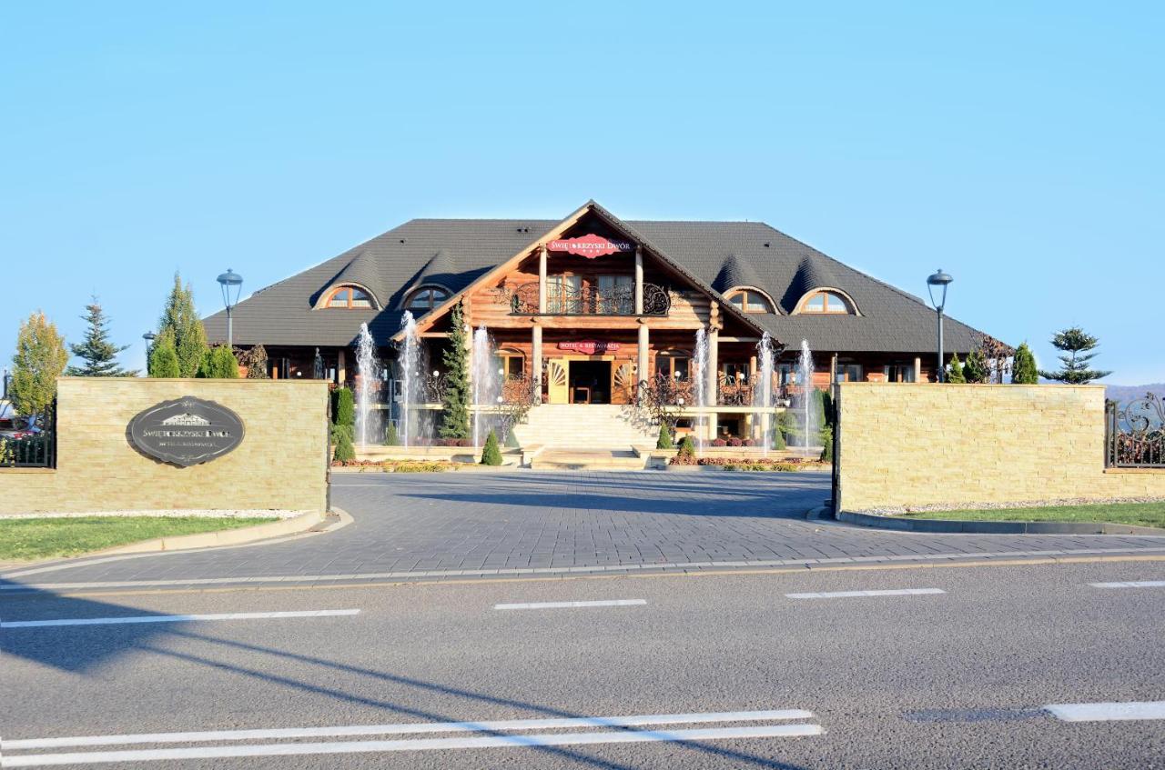 Hotel Świętokrzyski Dwór Nowa Slupia Exterior foto